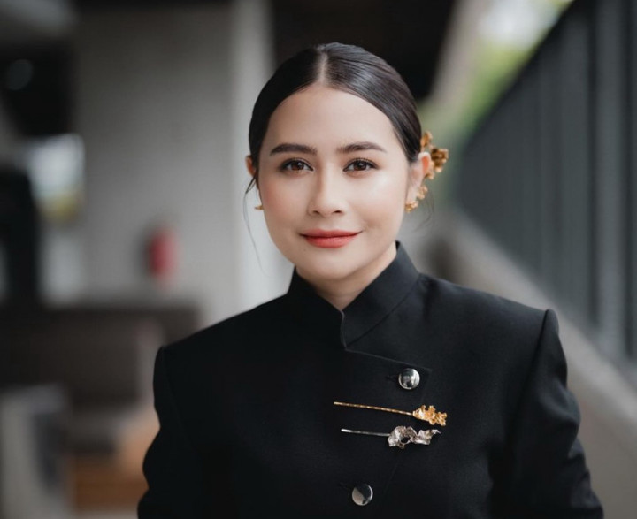 Prilly Latuconsina Siapkan Film Horor Perdana