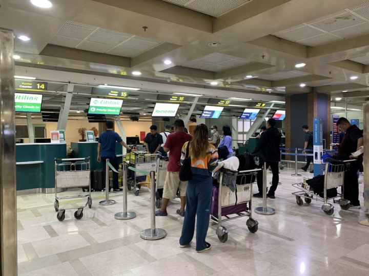 Puncak Mudik di Bandara Hasanuddin Makassar Diprediksi H-4 Makassar