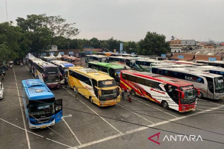 561 Armada Bus Layani Arus Mudik Idulfitri dari Bandung