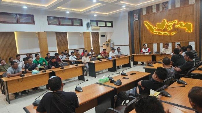 DPRD Klungkung Dorong Tenaga Kontrak Sopir Masuk Seleksi PPPK
