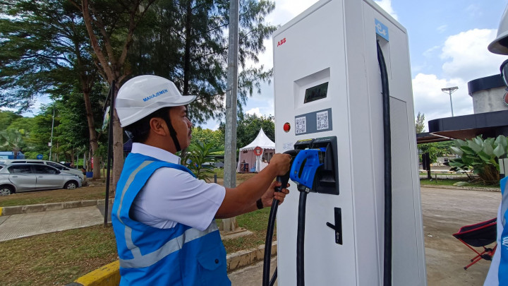 Mudik Pakai Kendaraan Listrik di Tol Trans Jawa, Ini Lokasi SPKLU dan Dayanya