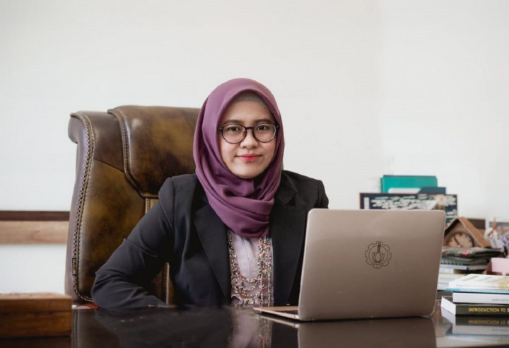 Ilmuwan Perempuan Indonesia Pertama Menang di Female Science Talents Intensive Tracks