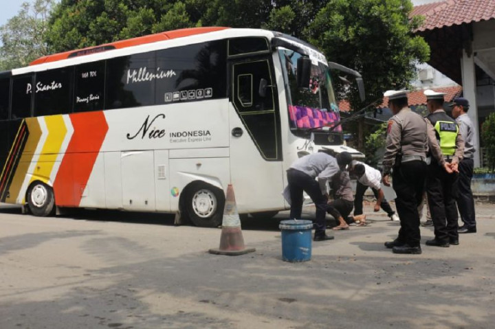 Tes Urine Sopir Bus di Sumut, 9 Orang Positif Narkoba