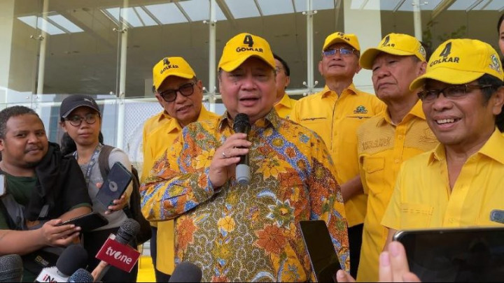 Penuhi Panggilan MK, Airlanga: Tak Ada Arahan Khusus dari Jokowi