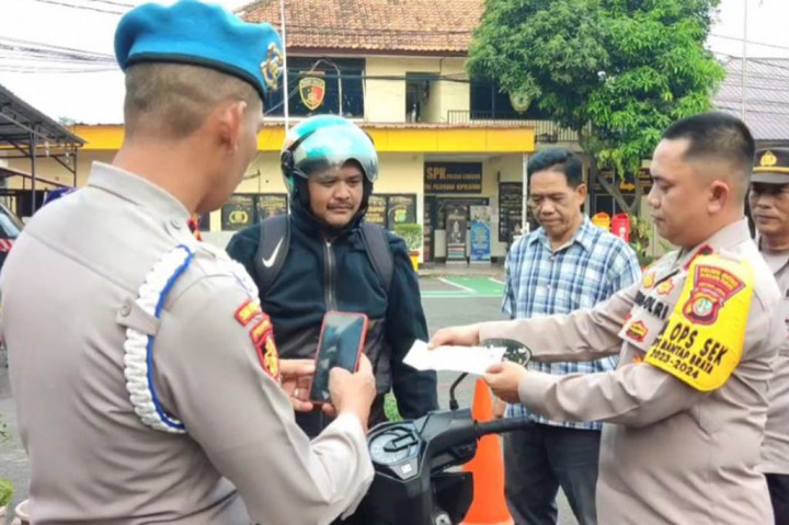 Pemudik Bekasi Bisa Titip Motor Gratis di Kantor Polisi hingga Koramil, Ini Syaratnya