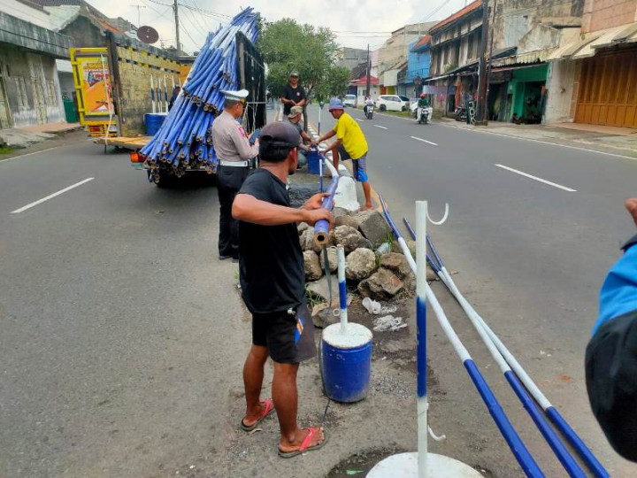 Arus Mudik, Polisi Tutup 38 U-Turn di Pantura Cirebon