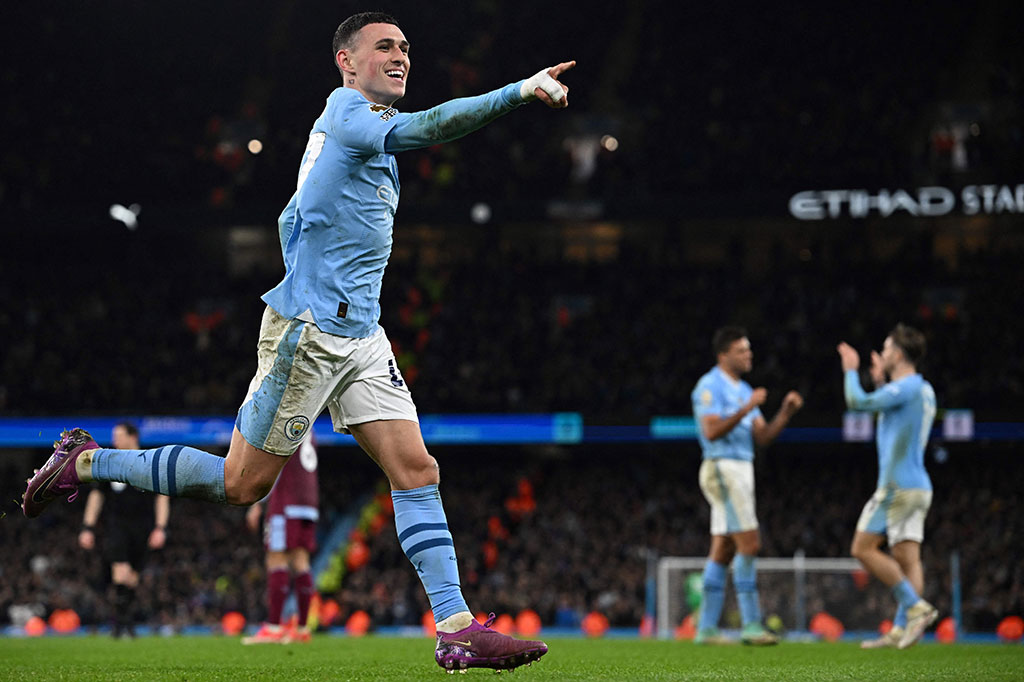 Foden Hattrick, Man City Hajar Aston Villa 4-1