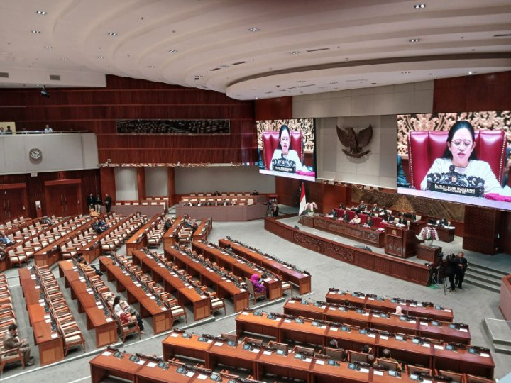 101 Anggota DPR Izin dalam Rapat Paripurna Penutupan Masa Sidang