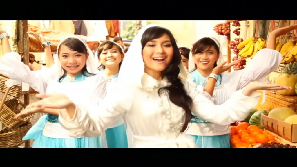 Gita Gutawa (YouTube/Sony Music Entertainment Indonesia)