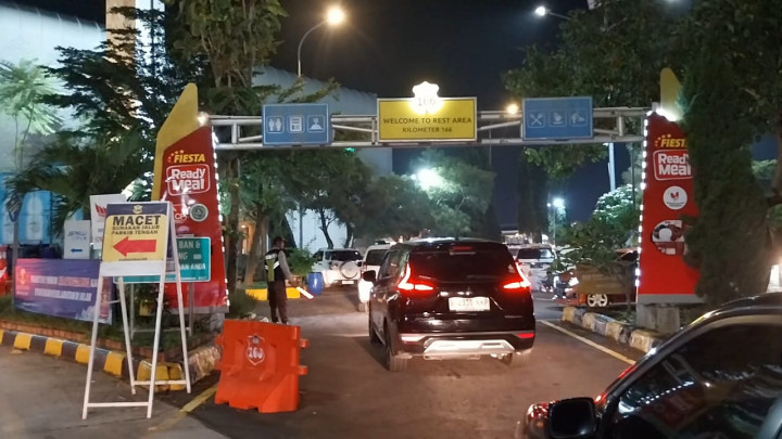 Arus Mudik Mulai Tampak di di Rest Area Tol Cipali