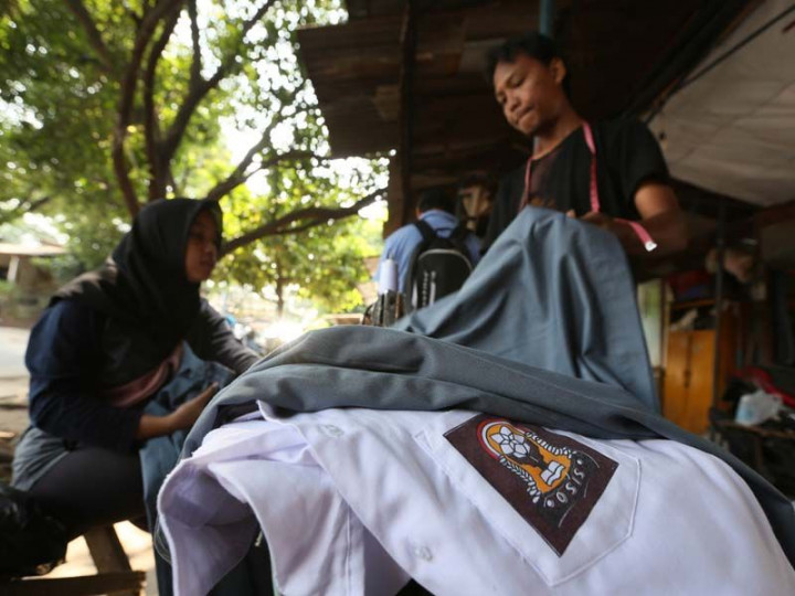 Pelaku Usaha Permak Pakaian Kebanjiran Order Jelang Lebaran