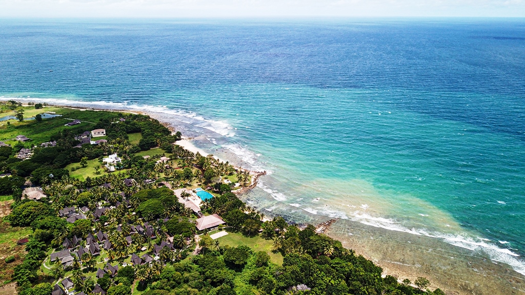 Ada 4 wisata pantai dengan sajian sunset, deburan ombak, laut tosca, hingga pantai putihnya. Dok. Ist 