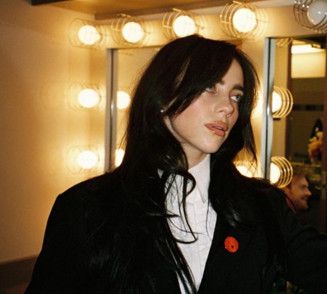 Heboh! Billie Eilish Masukkan 114 Juta Followers ke Fitur Close Friends Instagram