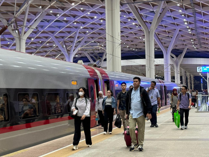 KCIC Operasikan 52 Perjalanan, Masyarakat Punya Banyak Pilihan Tentukan Jadwal