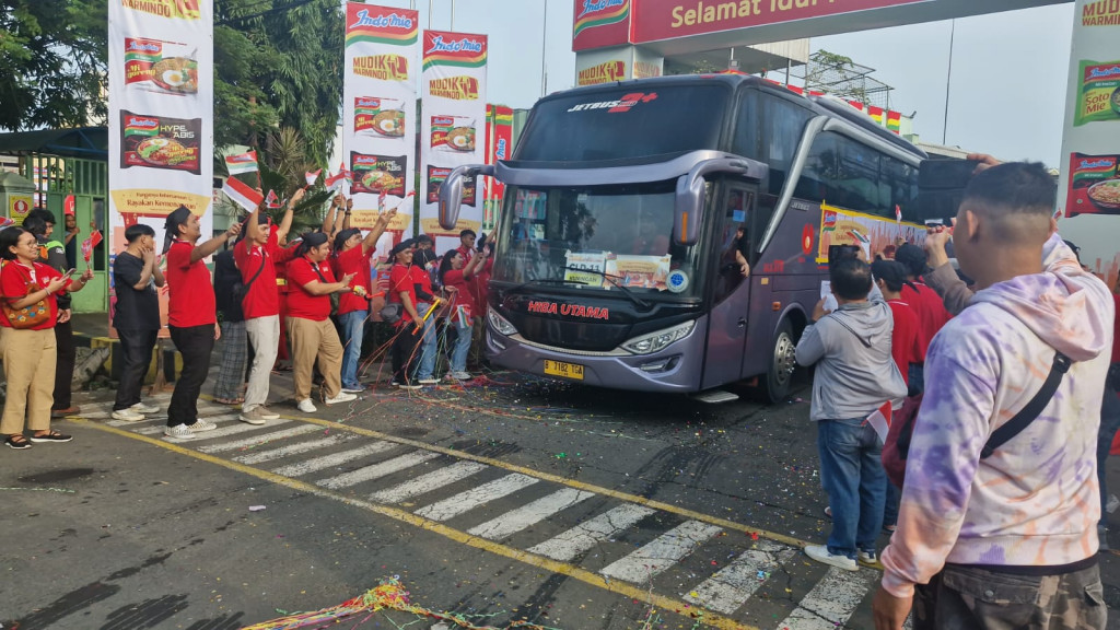 Pelepasan mudik gratis pengusaha Warmindo se-Banten. Istimewa