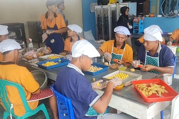 5 Teknik Membuat Kue Kering Ala Guru Jurusan Tata Boga