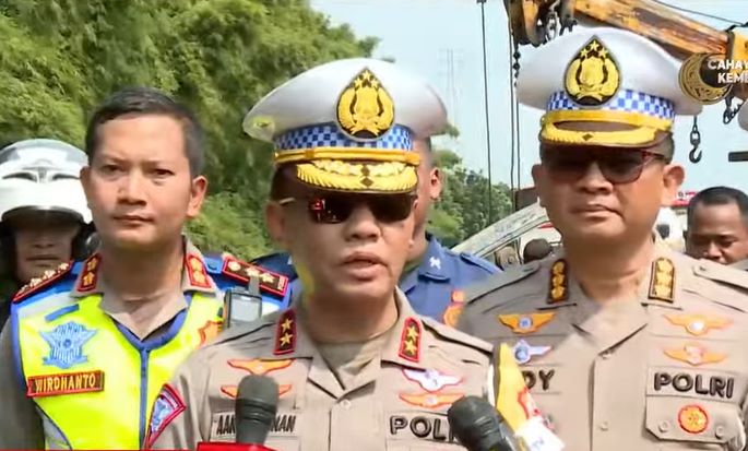 Pascakecelakaan di KM 58 Tol Jakarta-Cikampek, Sistem <i>Contraflow</i> Bakal Dilanjut?