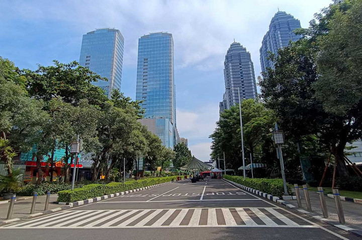 Kompleks Perkantoran SCBD Mulai Sepi