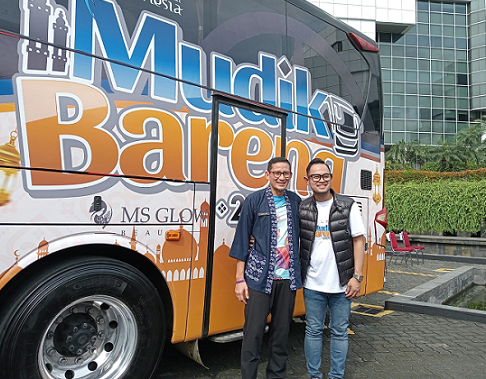 Menteri Pariwisata dan Ekonomi Kreatif, Sandiaga Uno dan Gilang Widya Pramana, founder J99 Corp. (Foto: Dok. Yuni)