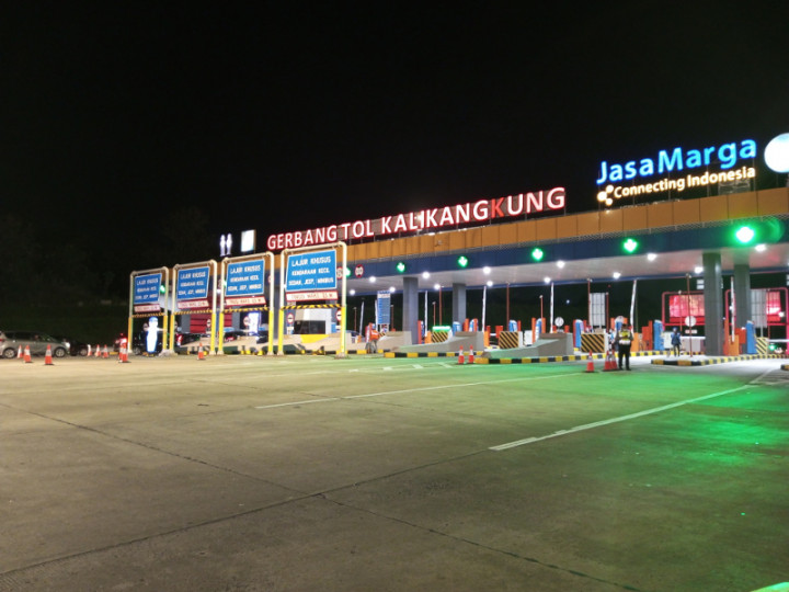 Mulai Siang Ini, <i>One Way</i> hingga Gerbang Tol Kalikangkung Dihentikan