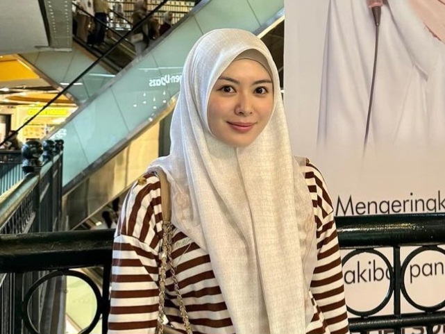 Gak Nyangka! 7 Artis Korea Ini Rayakan Lebaran