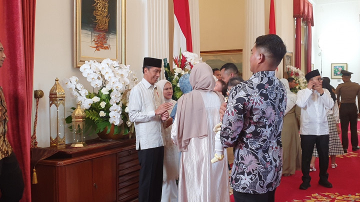 Istana Minta Maaf Antrean Open House Bikin Ricuh