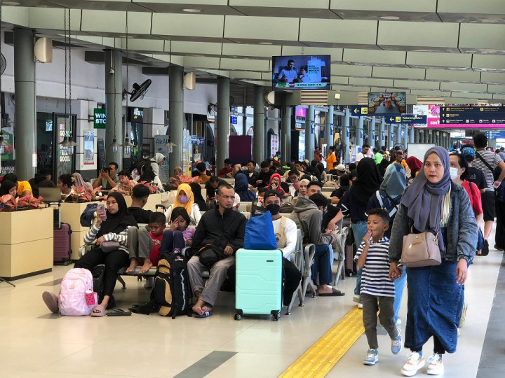 Hari Kedua Lebaran, Kereta Api Jadi Moda Transportasi Terfavorit