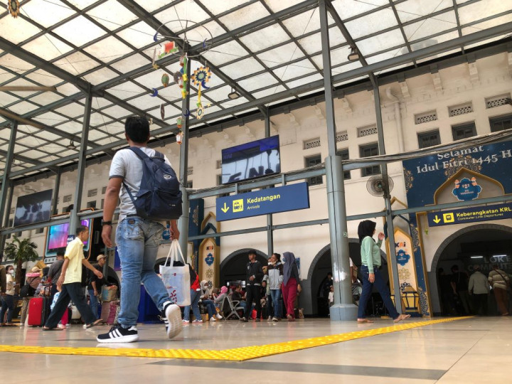15 Ribu Pemudik Tiba di Stasiun Gambir pada H+3 Lebaran