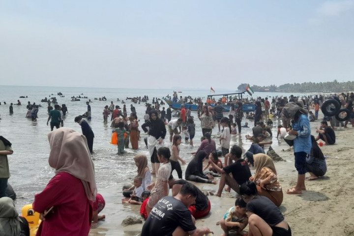Wisata Pantai di Banten Dikunjungi 1,5 Juta Orang Selama Libur Lebaran