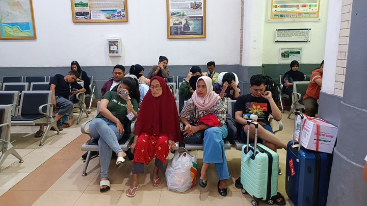 Puncak Arus Balik dari Stasiun Daop 3 Cirebon Diprediksi Hari Ini