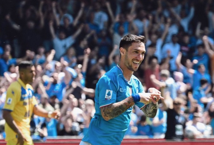 Napoli Diimbangi Tim Semenjana