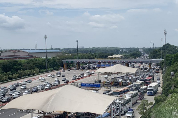 961 Ribu Kendaraan Kembali ke Jabotabek via Tol pada H+3 Lebaran