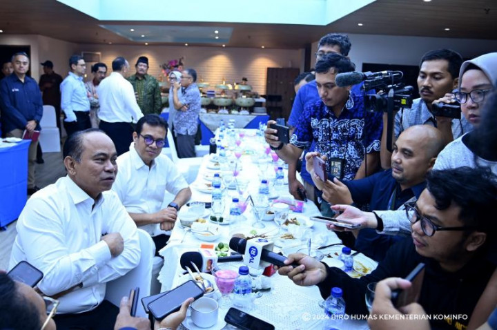 Kominfo Sambut Baik Komitmen Perusahaan Global Bangun Pusat AI di Indonesia