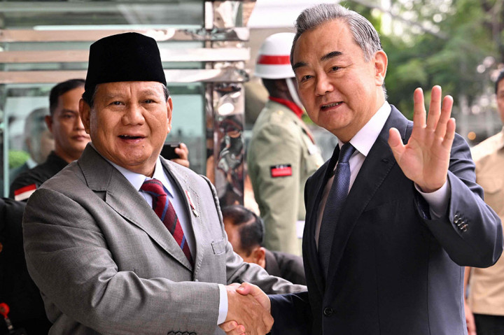 Prabowo Terima Kunjungan Menlu Tiongkok Wang Yi