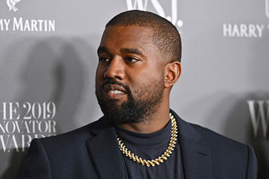 Kanye West Pukul Pria yang Lecehkan Bianca Censori