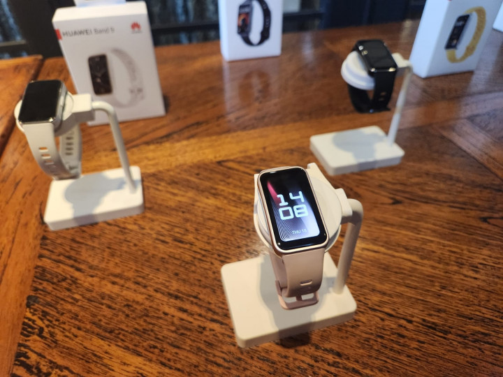 Harga dan Fitur Huawei Band 9 yang Rilis di Indonesia Hari Ini