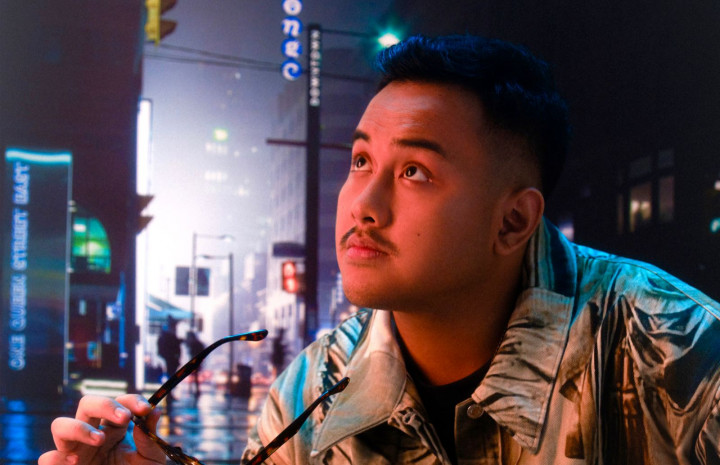 Hiruk-pikuk Jakarta di Single Perdana Farrel Hilal