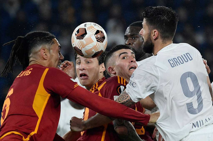 Liga Europa: AS Roma Tundukkan AC Milan 2-1