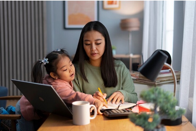 Survei Sambut Hari Kartini: 33% Ibu tak Ingin Andalkan Pendapatan Hanya dari Suami