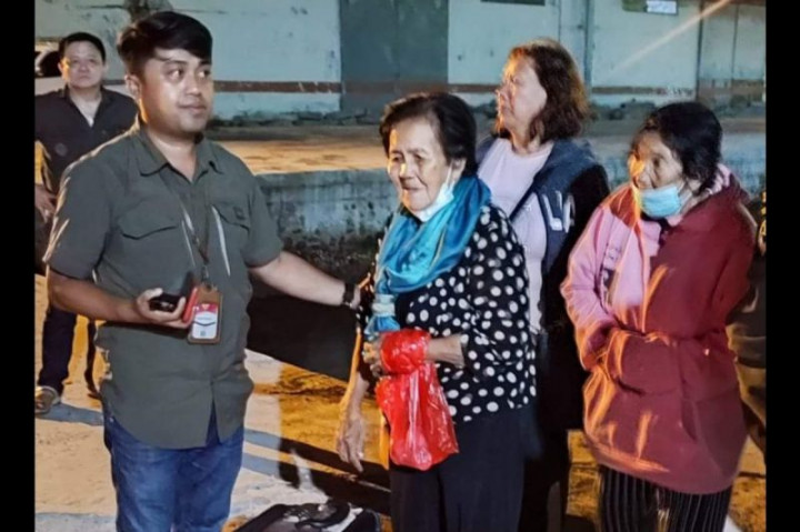 Pemkot Bitung Terima Ratusan Warga Sitaro yang Terdampak Gunung Ruang