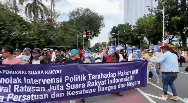 Jelang Putusan Sengketa Pilpres, Massa Aksi Kembali Dorong MK Tolak Intervensi