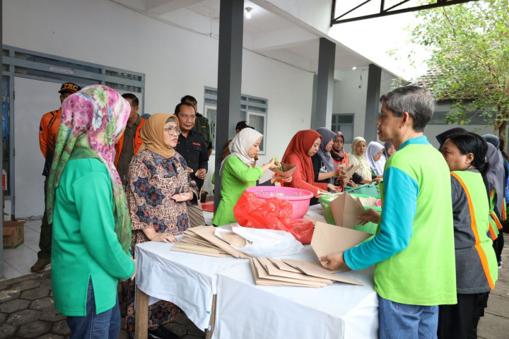 Kebutuhan Makanan Warga Terdampak Banjir Lumajang Dipastikan Terpenuhi