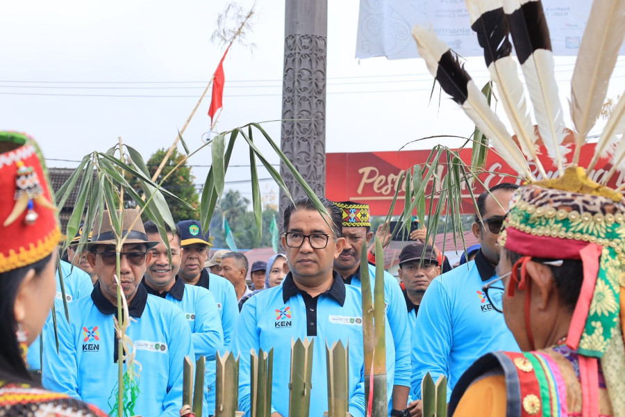 Hadiri Puncak Pesta Adat Wehea, Pj Gubernur Kaltim: Harus Dilestarikan