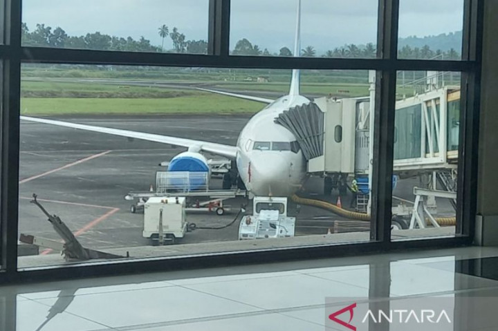 Bandara Sam Ratulangi Manado Masih Ditutup Hingga Besok Siang