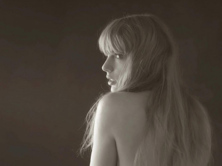 2 Lagu Baru Taylor Swift Diduga Berisi Sindiran untuk Kim Kardashian