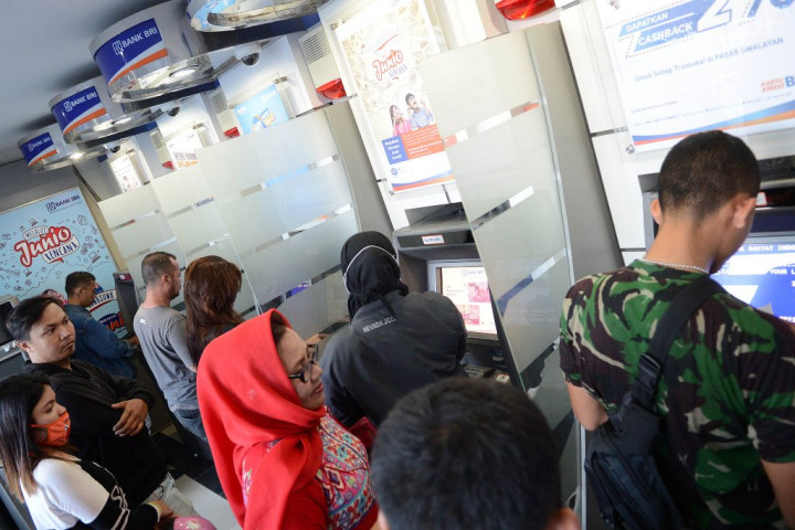Setoran Tunai ATM saat Lebaran Meroket, Totalnya Nyaris Rp15 Triliun