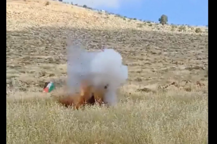 Salah Sendiri, Pria Israel Terluka usai Tendang Bendera Palestina