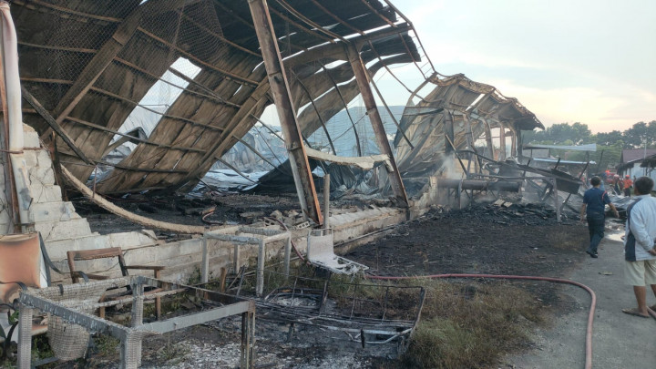 Pabrik Rotan Ekspor di Cirebon Terbakar