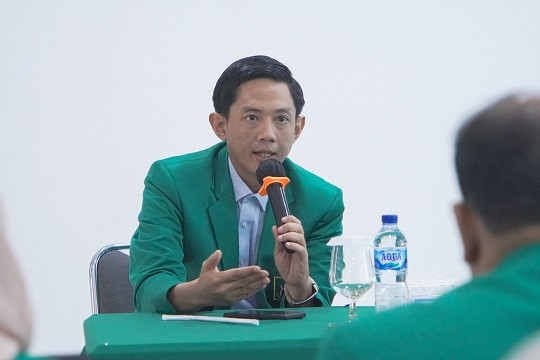 Tulis 160 Artikel Ilmiah, Prof Kumba Sebut untuk Akreditasi