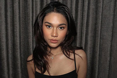 Beri Semangat Pratama Arhan, Azizah Salsha Rela Terbang ke Qatar